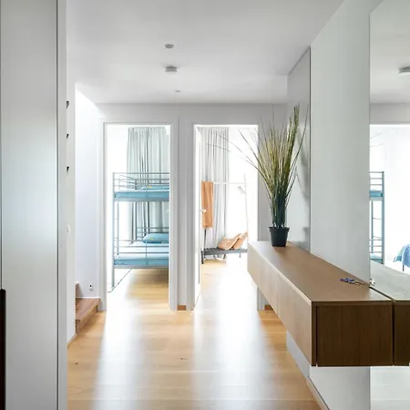 Beautiful New 3br In Great Location *