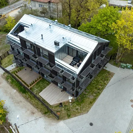 Beautiful New 3br In Great Location